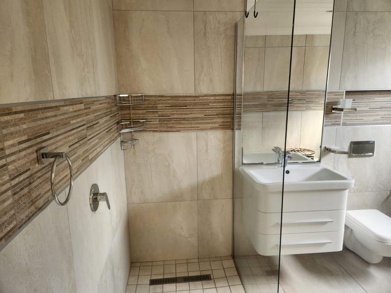 To Let 3 Bedroom Property for Rent in Herolds Bay Western Cape